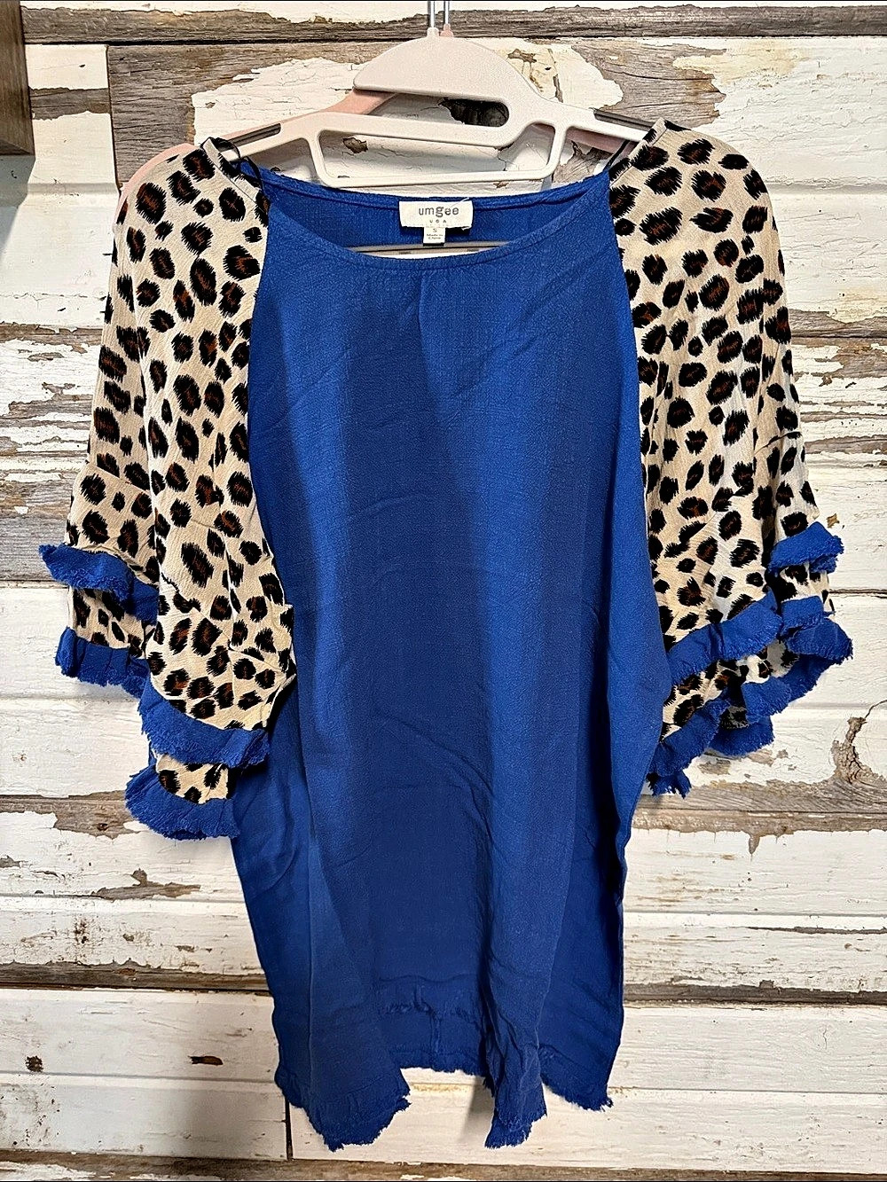 Umgee Leopard Print Ruffle Sleeve Blouse Blue & Brown Small (002
